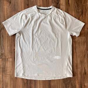 On Running Performance-T Running Shirt Men's XLarge White